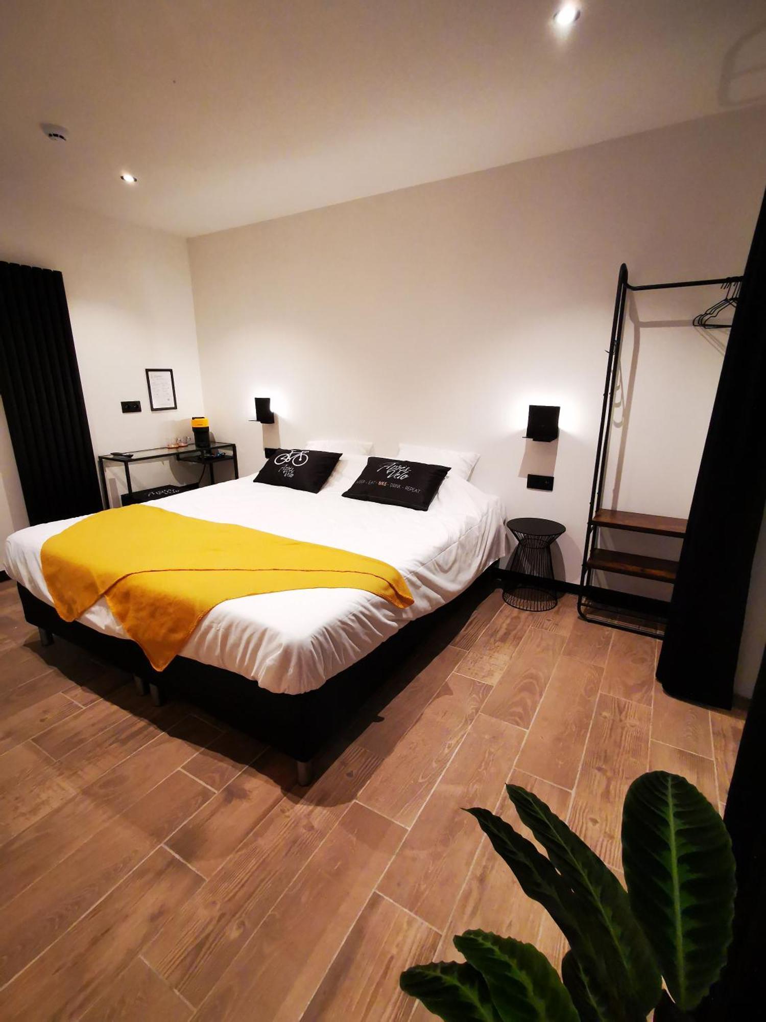 Apres-Velo Bed & Breakfast Brakel Exterior photo